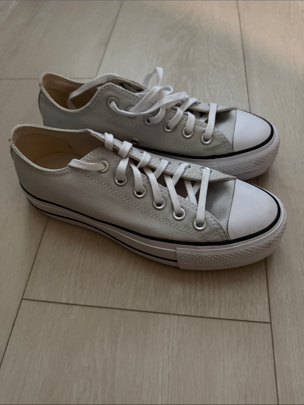 Converse Light Gray Low Top Platform Canvas Sneakers - Picture 5 of 12